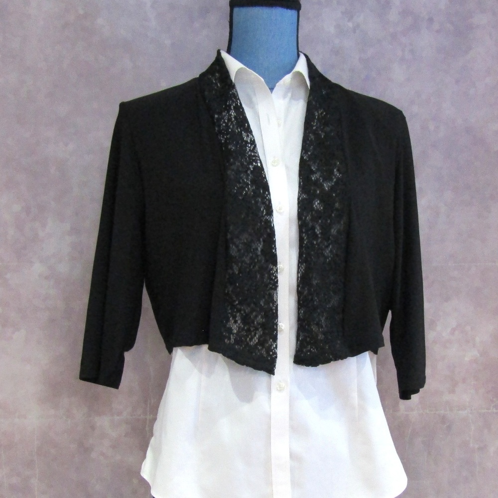 NEW Michelle Lynn Black Lace Trimmed Cardi Size L